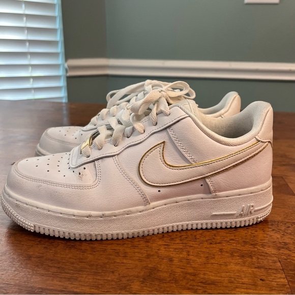 Nike Air Force 1 Low Gold Swoosh white Women’s size 8 - Picture 6 of 10